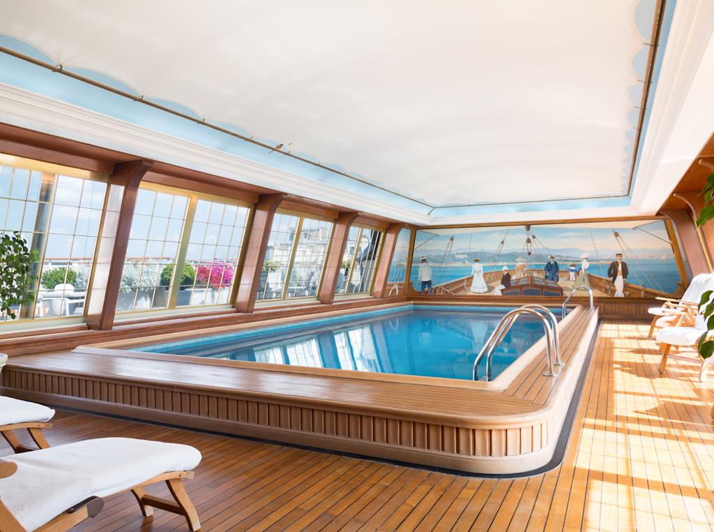 Le Bristol
